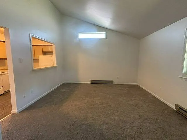 1 bed, 1.0 bath, $1,350 — Photo 3