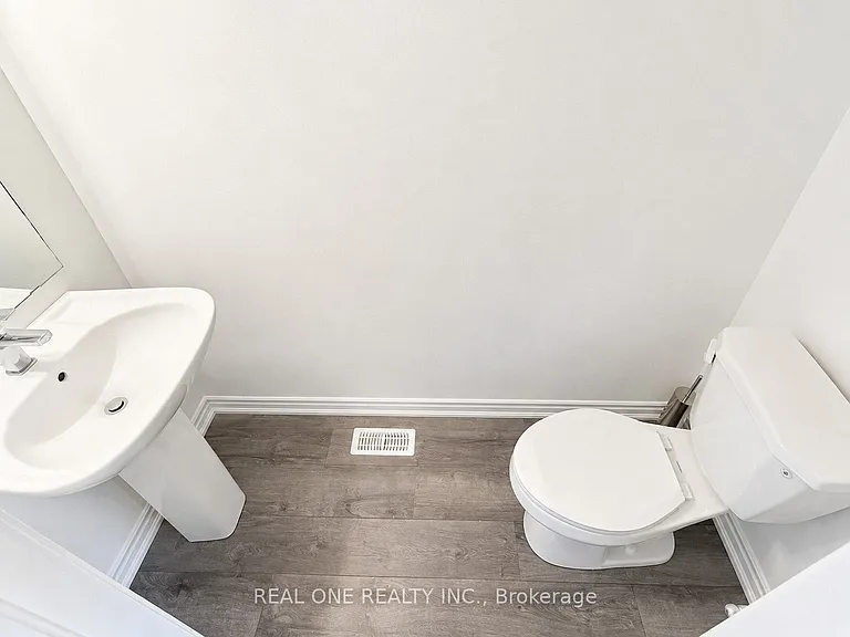 61 Soho St #31 — Photo 16