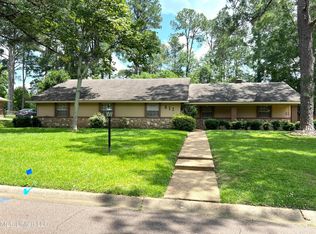 811 Rutherford Dr, Jackson, MS 39206