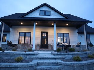 411 Lake Branch Rd, Clever, MO 65631
