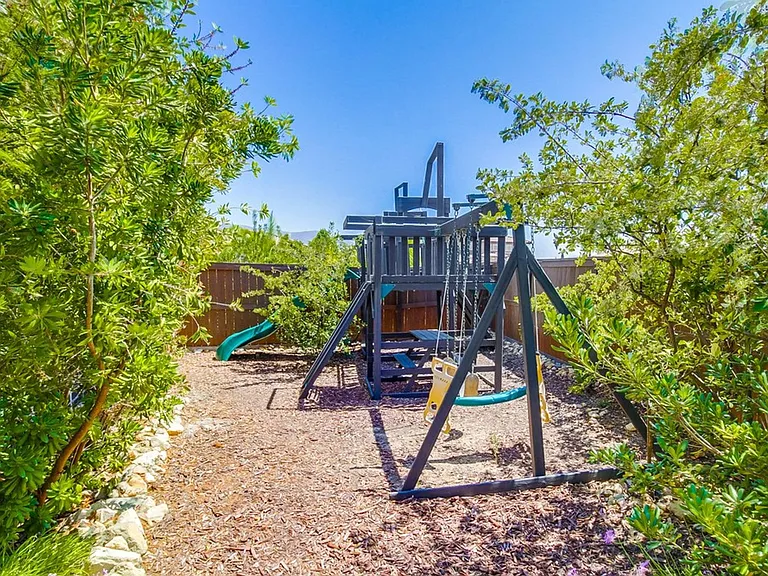 408 Coastal Hills Dr — Photo 15