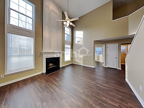 3rd image of 3524 Chastain Cor