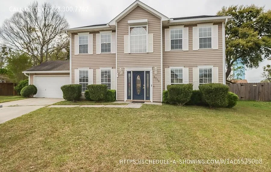 4 bed, 2.5 bath, 2772 sqft, $2,875 — Photo 1