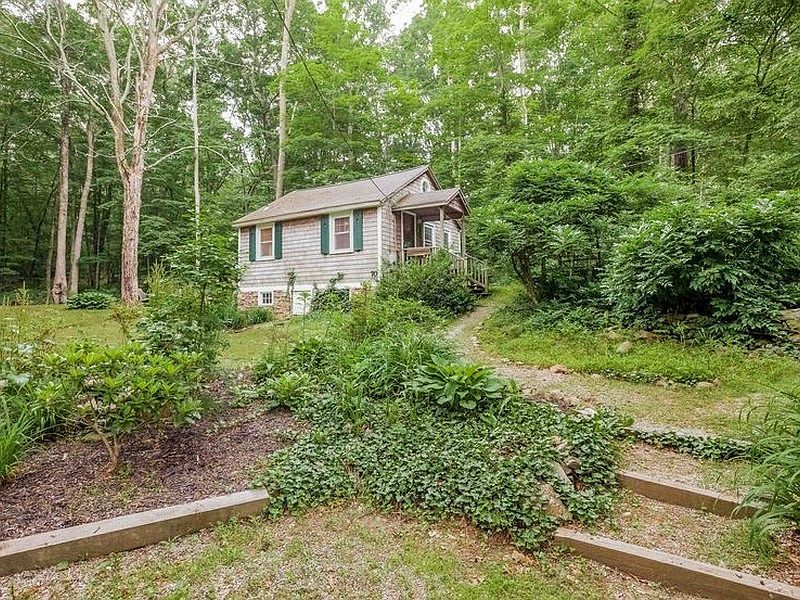 Adorable cottage