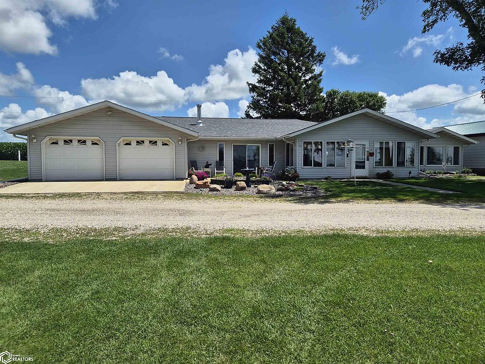 1st image of 1990 Elm Lake Dr