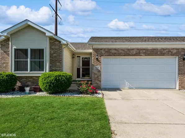 748 W 86th Ln, Merrillville, IN 46410