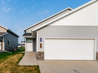 166 Pine Ave, Mapleton, ND 58059
