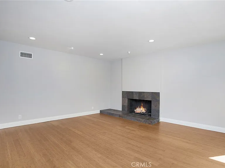 24216 Las Naranjas Dr — Photo 6