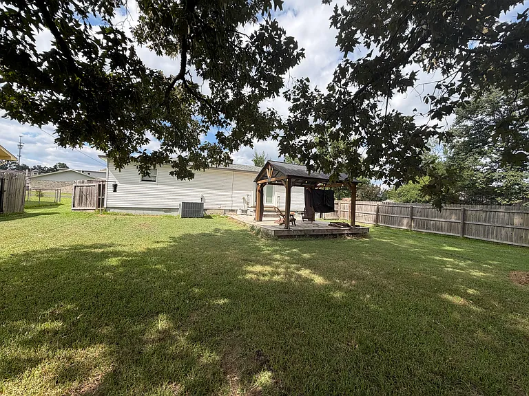 104 Cottonwood Ave — Photo 7