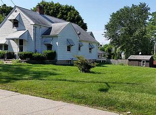 12 Campbell Ave, Rumford, RI 02916