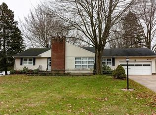 820 Norton Dr, Tallmadge, OH