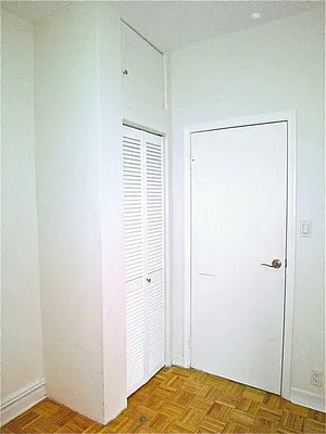 Rented by City Connections Realty | media 12