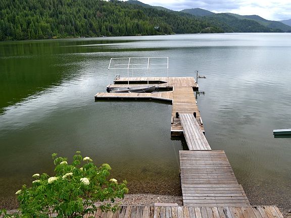 Huge Dock with Slips & Lift