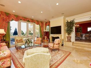 12369 Ridge Cir, Los Angeles, CA 90049