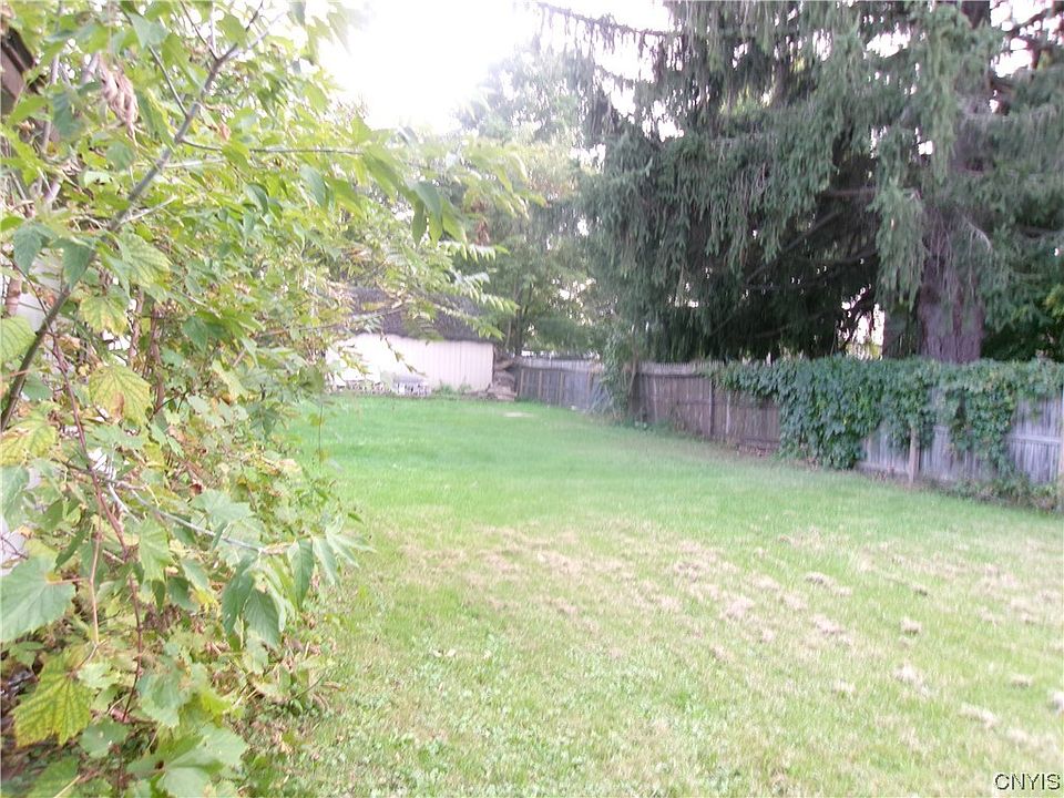 28 Sterling St, Gouverneur, NY 13642 Zillow