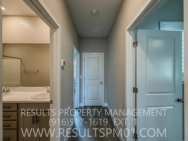 587 River St — Photo 35