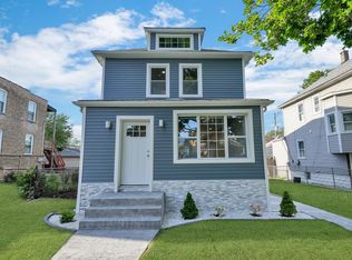 3338 W 62nd St, Chicago, IL