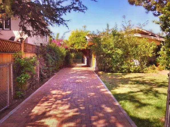 1837 N Berendo St #B, Los Angeles, CA 90027