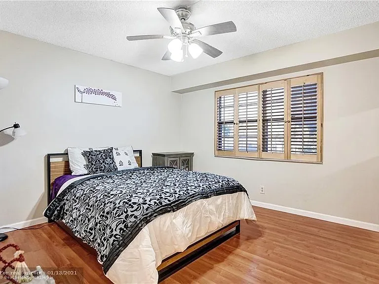 W Rolling Hills Cir — Photo 17