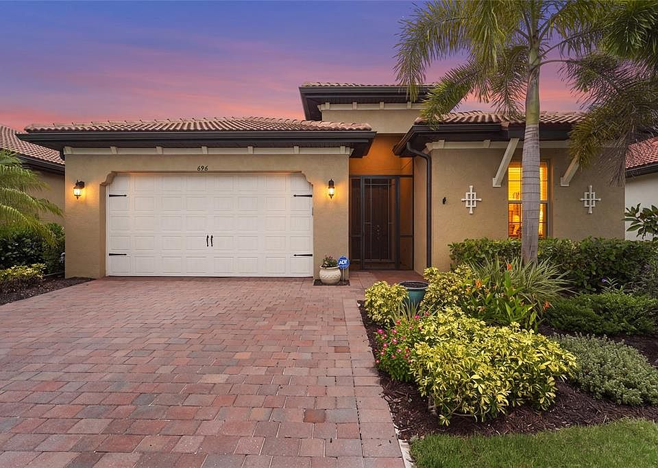1st image of 696 RAVELLO BOULEVARD