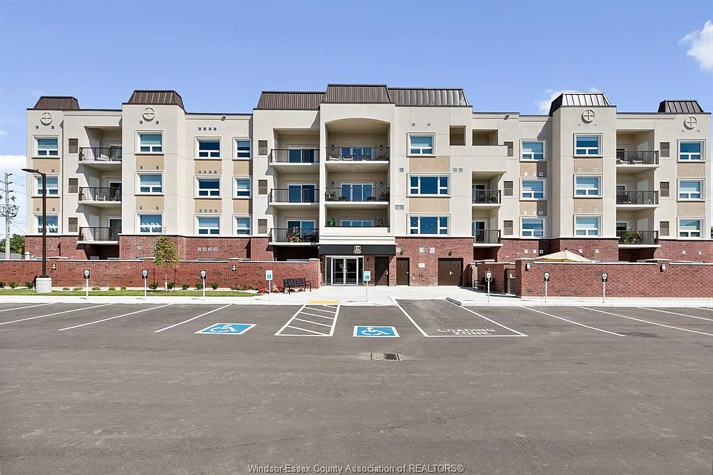 2 bed, 2.0 bath, $2,650 — Photo 1