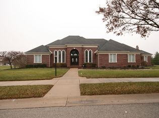 4135 S Lake Ct, Decatur, IL 62521