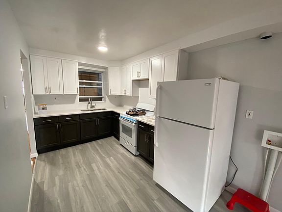 3rd image of 1613 E 12th St Floor 2