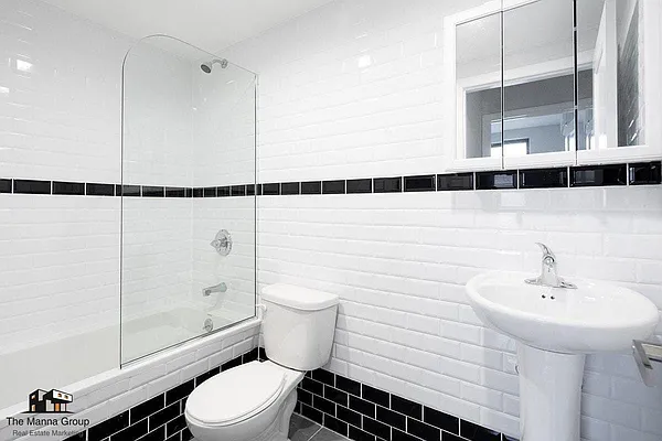 Rented by Bold New York | media 9