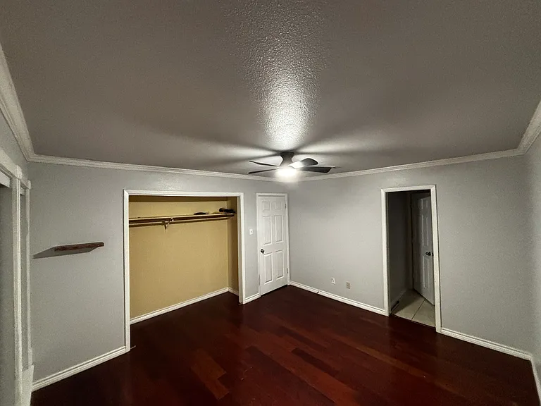 7827 Bateman Ln — Photo 16