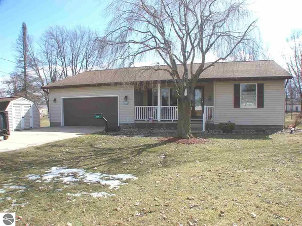 610 E Arcada St, Ithaca, MI 48847