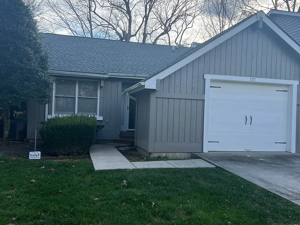 570 River Bend Dr