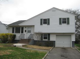 48 Shunpike Rd, Summit, NJ 07901