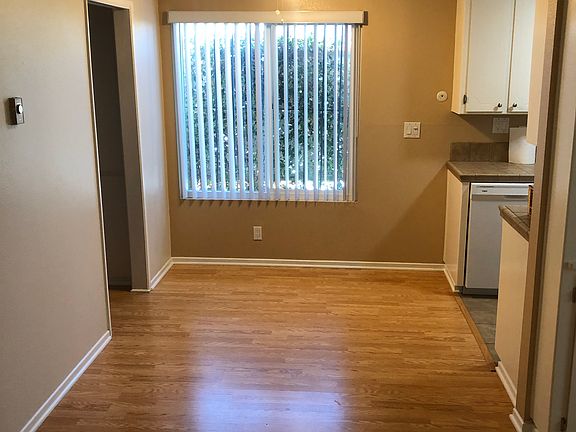 4th image of 4554 Campus Ave APT 1