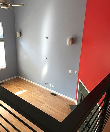 3rd image of 2555 W Moffat St Unit D