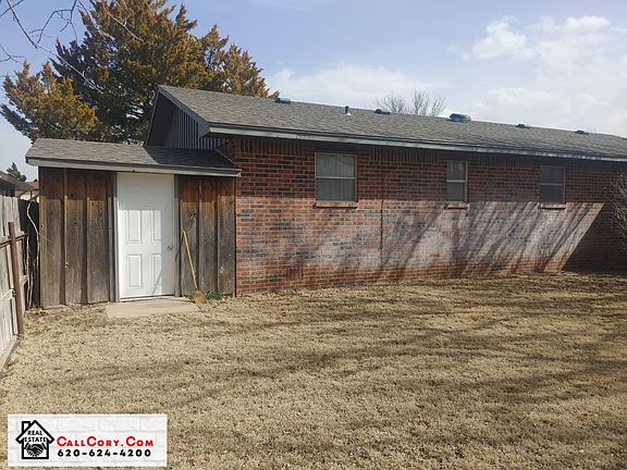 4th image of 1240 S Sherman Ave
