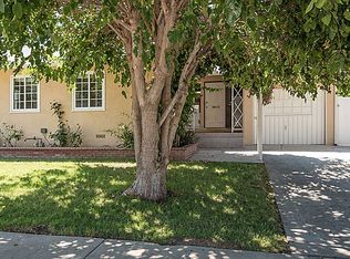 17452 Tiara St, Encino, CA 91316