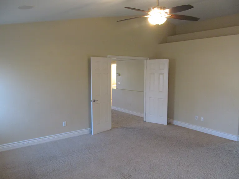 343 Center Green Dr — Photo 24