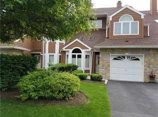 103 Alderberry Ct, Edison, NJ