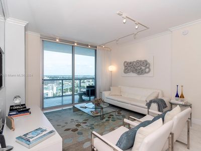6799 Collins Ave #CPH06, Miami Beach, FL, 33141