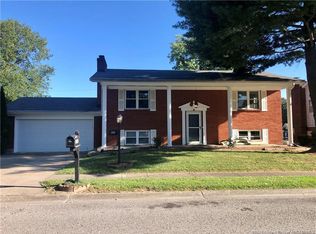 1024 Castlewood Dr, New Albany, IN 47150