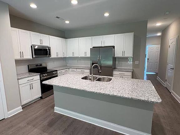 4th image of 2637C Virginia Mae Dr
