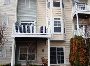 120 Mill Pond Dr, Middleville, MI