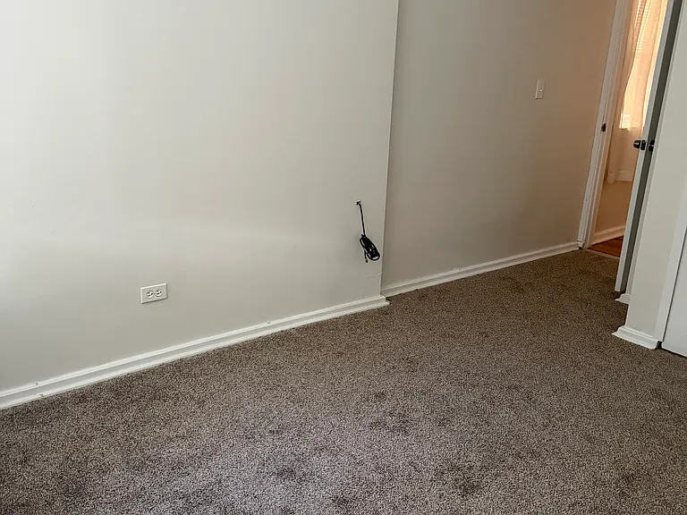 2663 W Nelson St — Photo 9