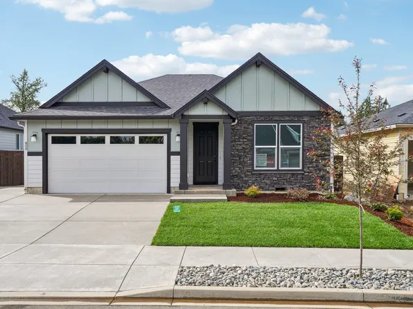 809 NW 32nd St, Battle Ground, WA 98604