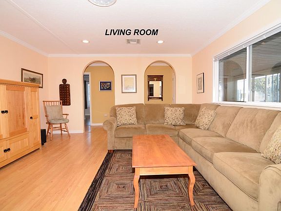 2nd image of 80 Park Dr #80
