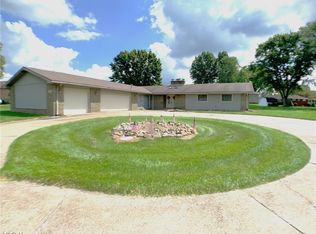 38 Creed Cir, Campbell, OH