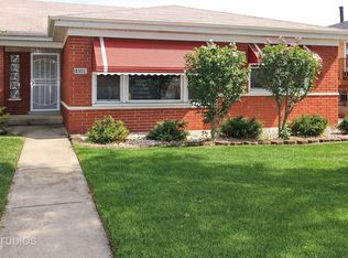 10509 S Kilbourn Ave, Oak Lawn, IL 60453