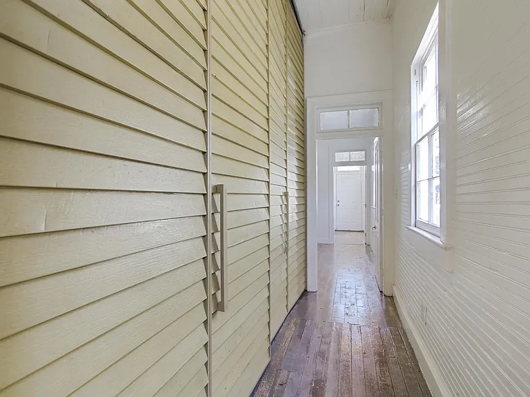 2508 Cambronne St — Photo 4