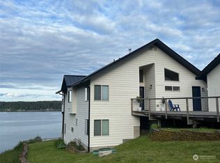 2677 NE Fern Glen Rd, Poulsbo, WA