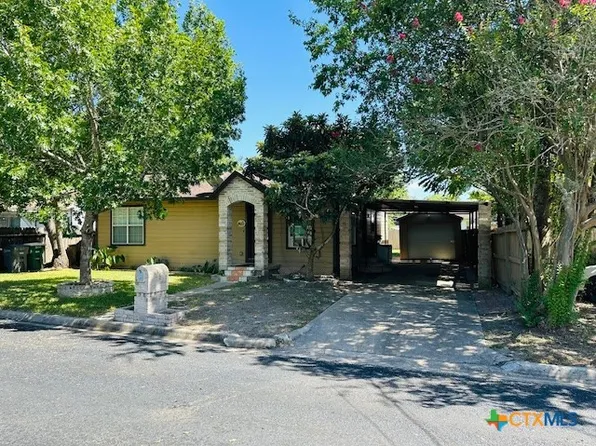 1003 Buena Vista Ave, Victoria, TX 77901